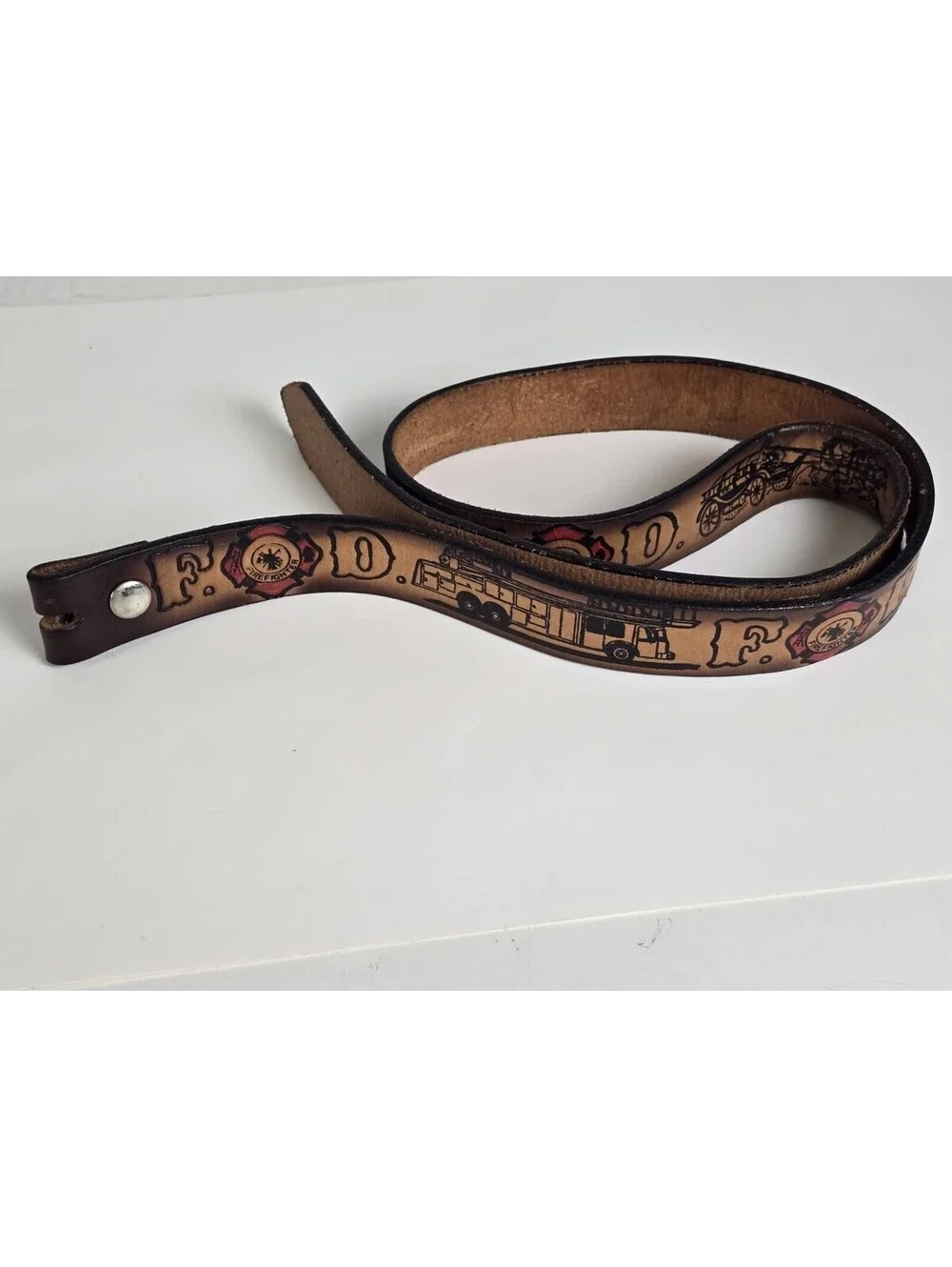 FIRE DEPT RESCUE VOLUNTEER HOOK LADDER EMBOSSED COWHIDE LEATHER BELT MADE USA